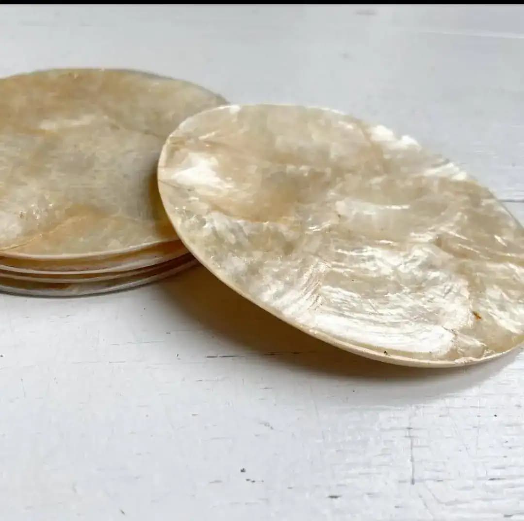 Schelpenbordje Capiz goudkleur
